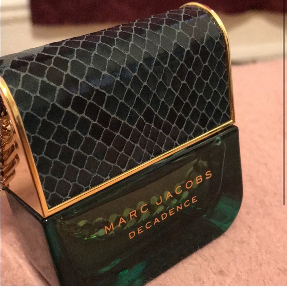 Marc Jacobs Decadence Perfume